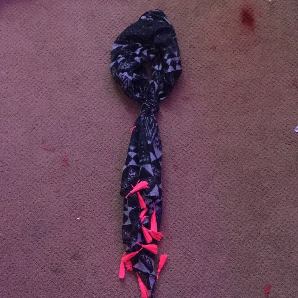 This is a scarf!